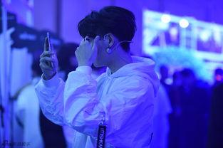明星应援送,明星应援送背后的温暖故事