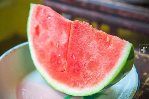 群众吃瓜的菜谱,跟随群众菜谱解锁清凉美味