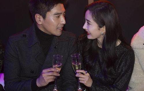 明星深情对视,明星深情对视的浪漫瞬间